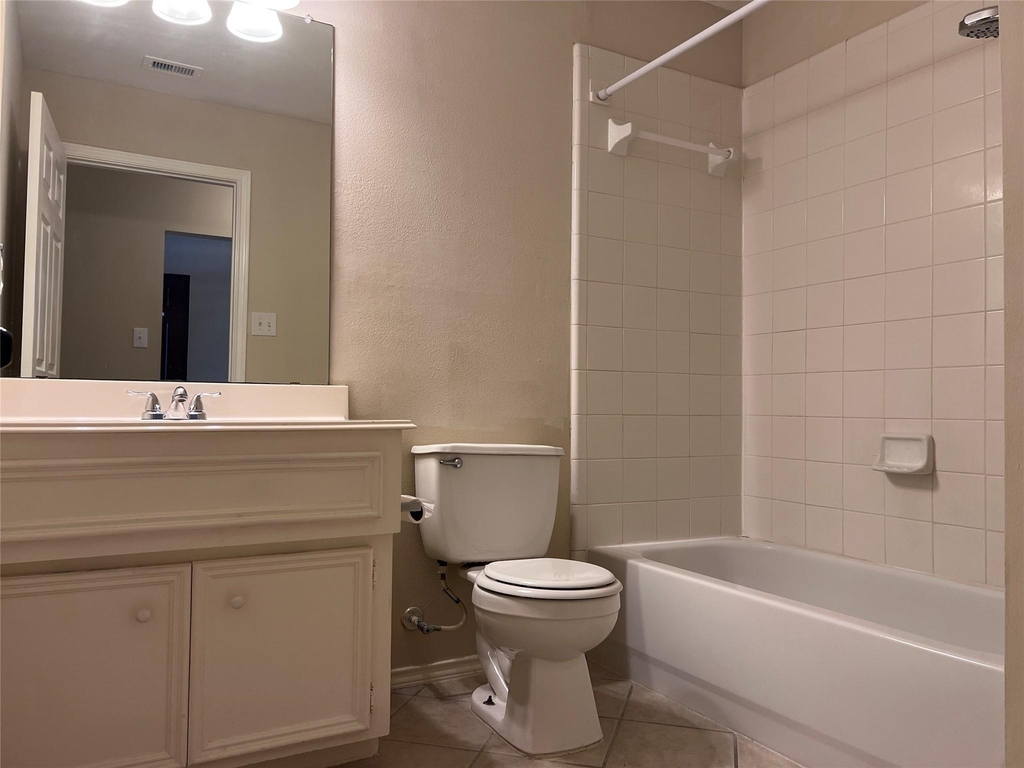 12735 Wisteria Park Drive - Photo 8