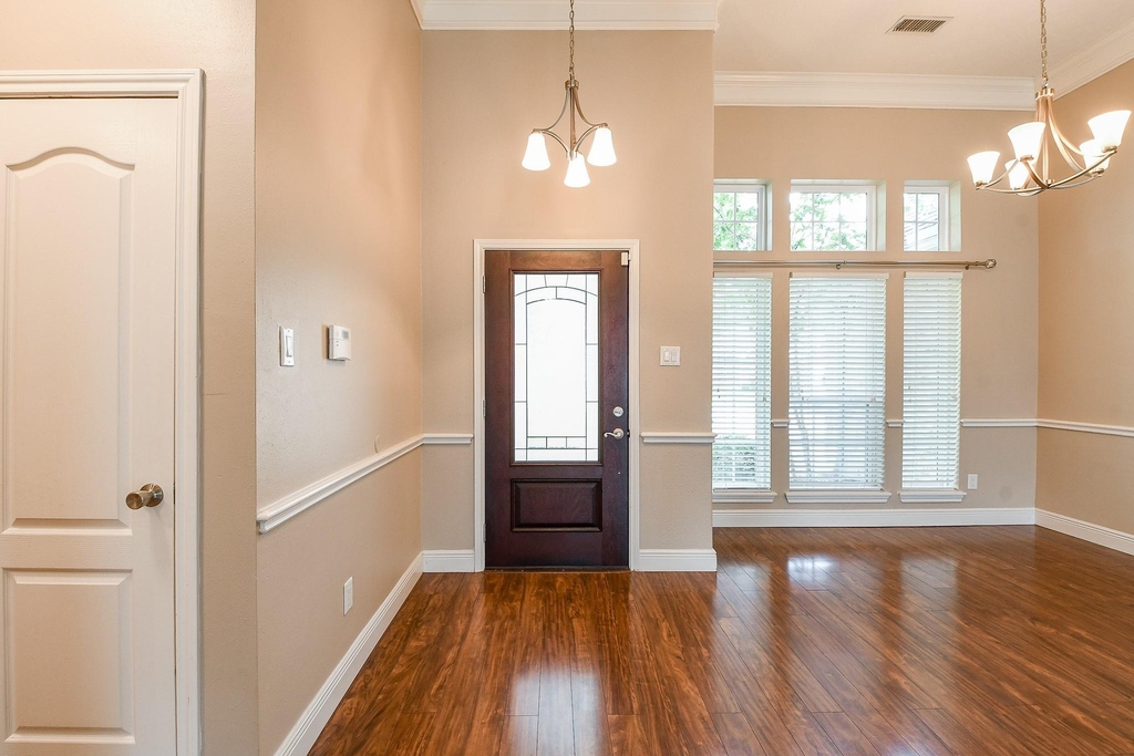 21818 Windsor Castle Drive - Photo 2