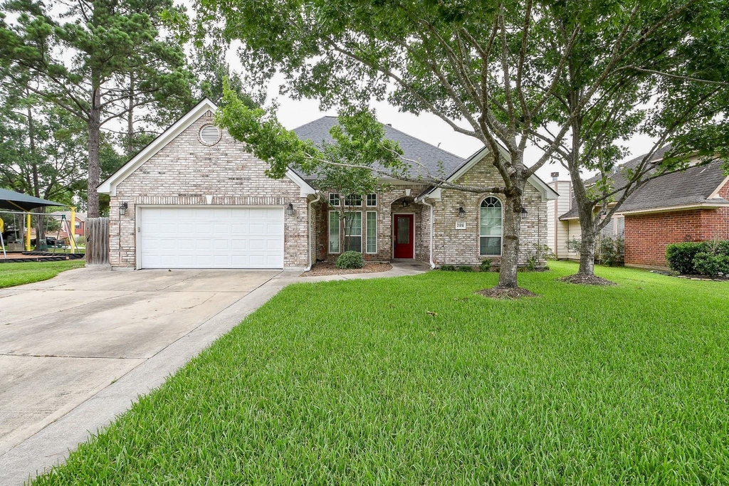 21818 Windsor Castle Drive - Photo 0