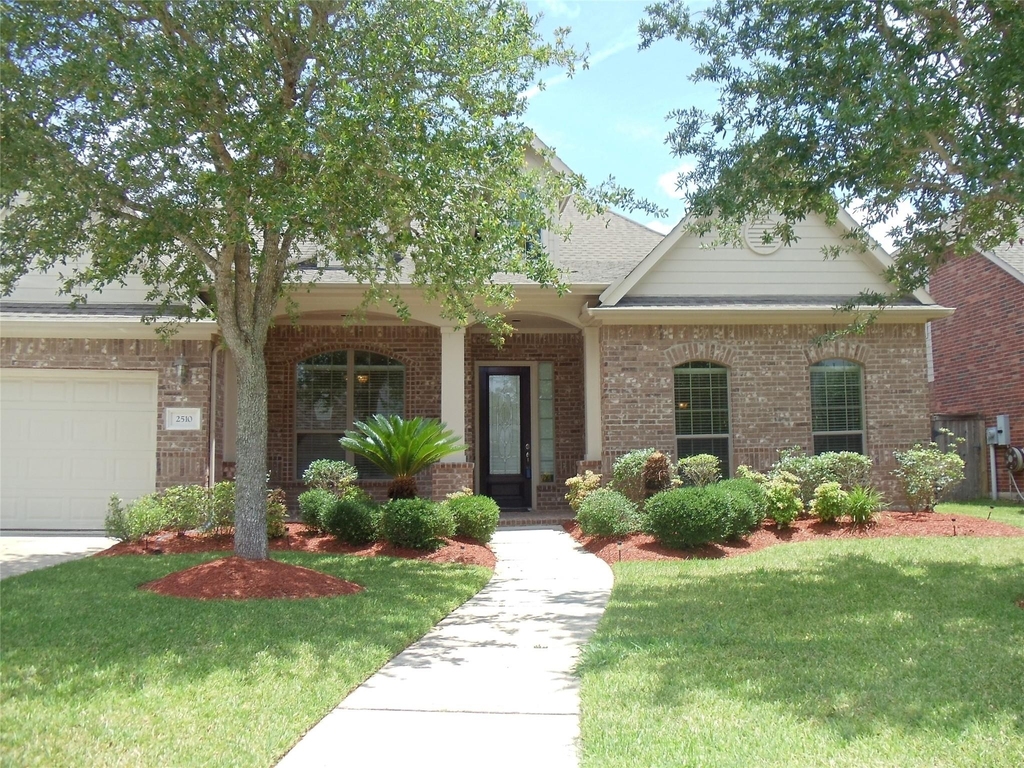 2510 Cambria Court - Photo 2