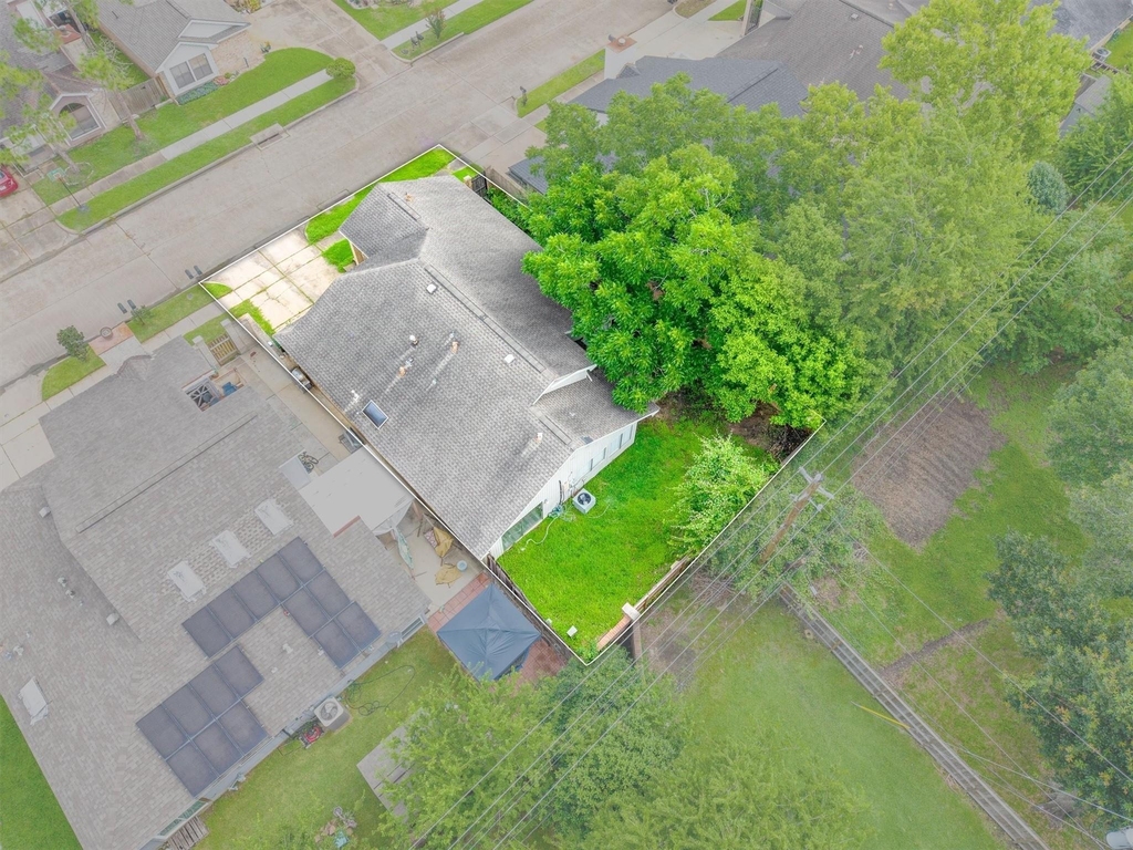 7815 Royan Drive - Photo 12