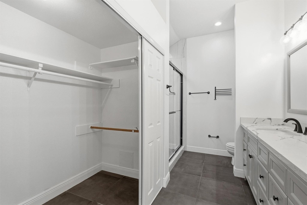 7815 Royan Drive - Photo 7