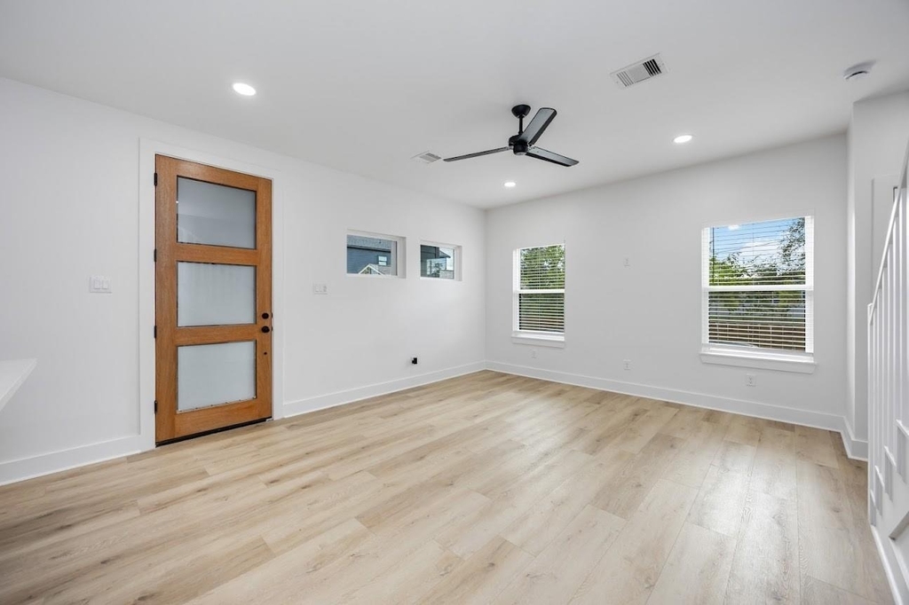 3327 Cornell Street - Photo 5