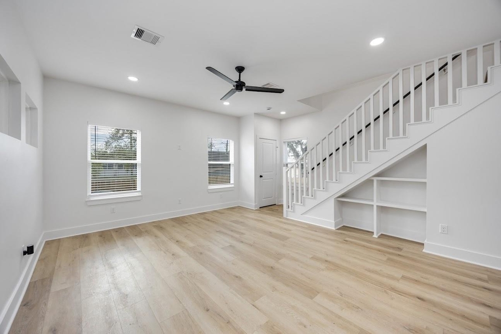 3327 Cornell Street - Photo 17