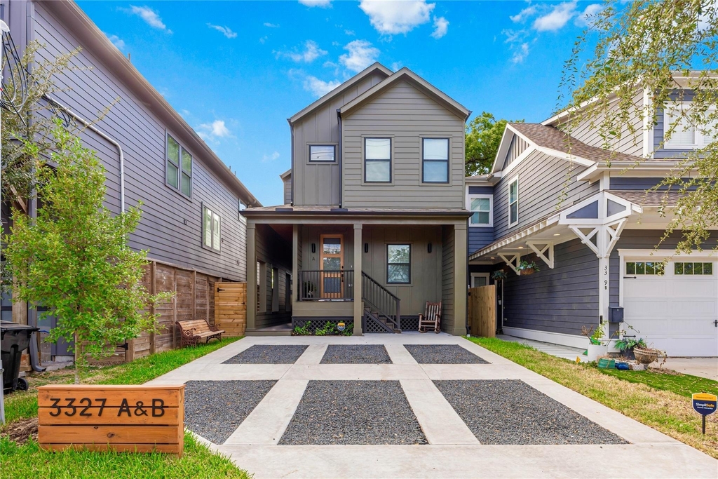 3327 Cornell Street - Photo 0