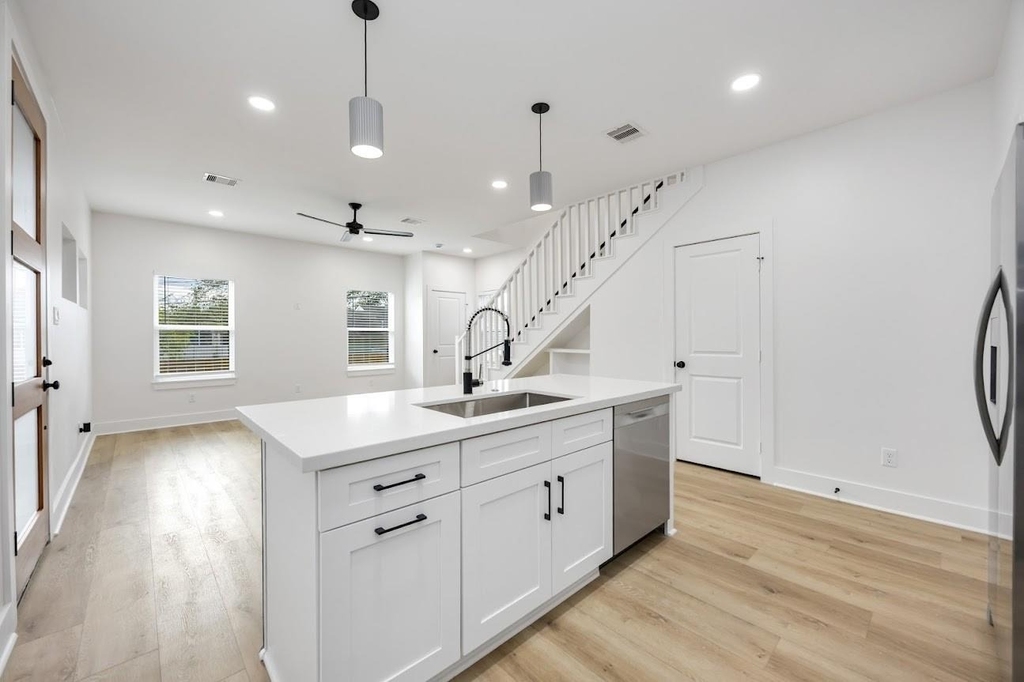 3327 Cornell Street - Photo 10