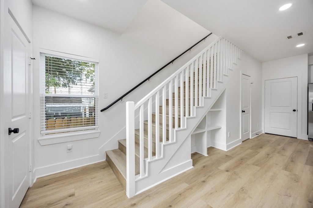 3327 Cornell Street - Photo 18