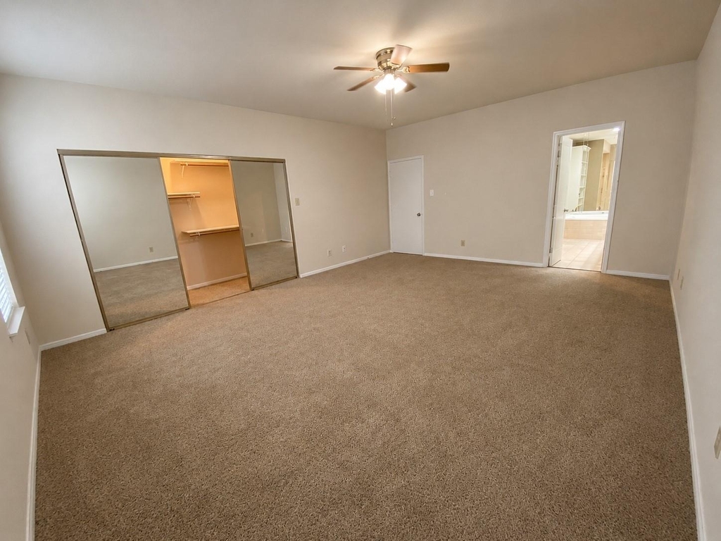 2894 Holly Hall Street - Photo 15