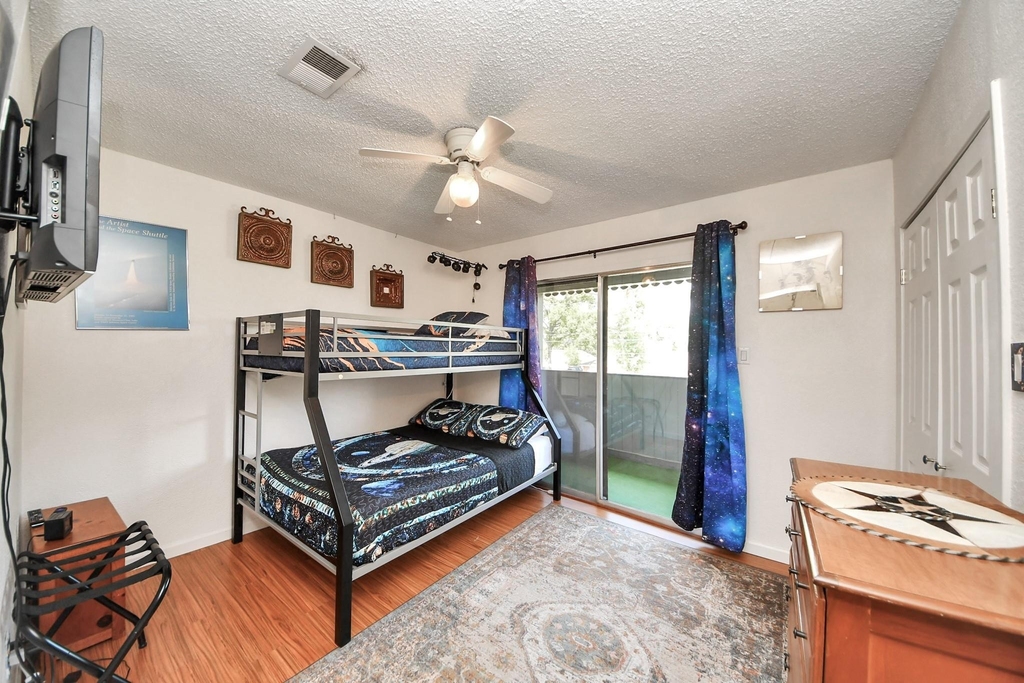17018 Water Oak Drive - Photo 3
