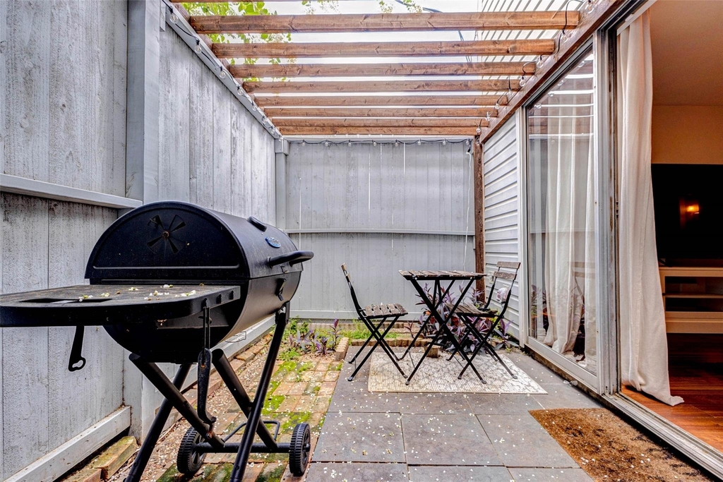 1212 Fairview Avenue - Photo 12