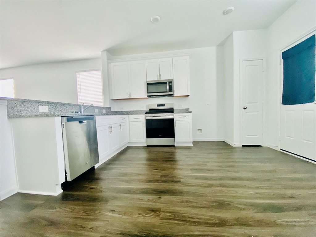 11750 Armadale Drive - Photo 8