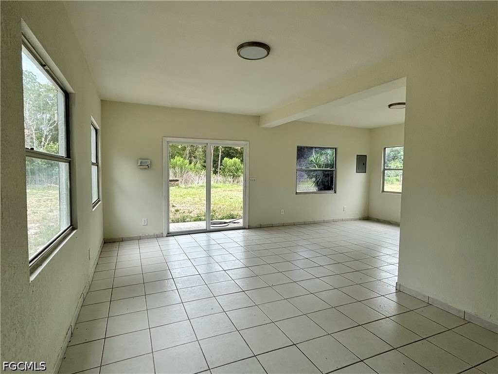 2150 Panama Avenue - Photo 4