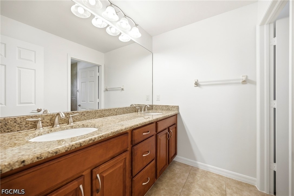 1502 Se 33rd Street - Photo 12