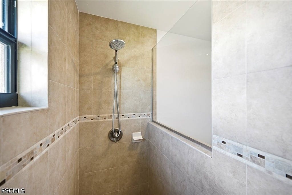1502 Se 33rd Street - Photo 11