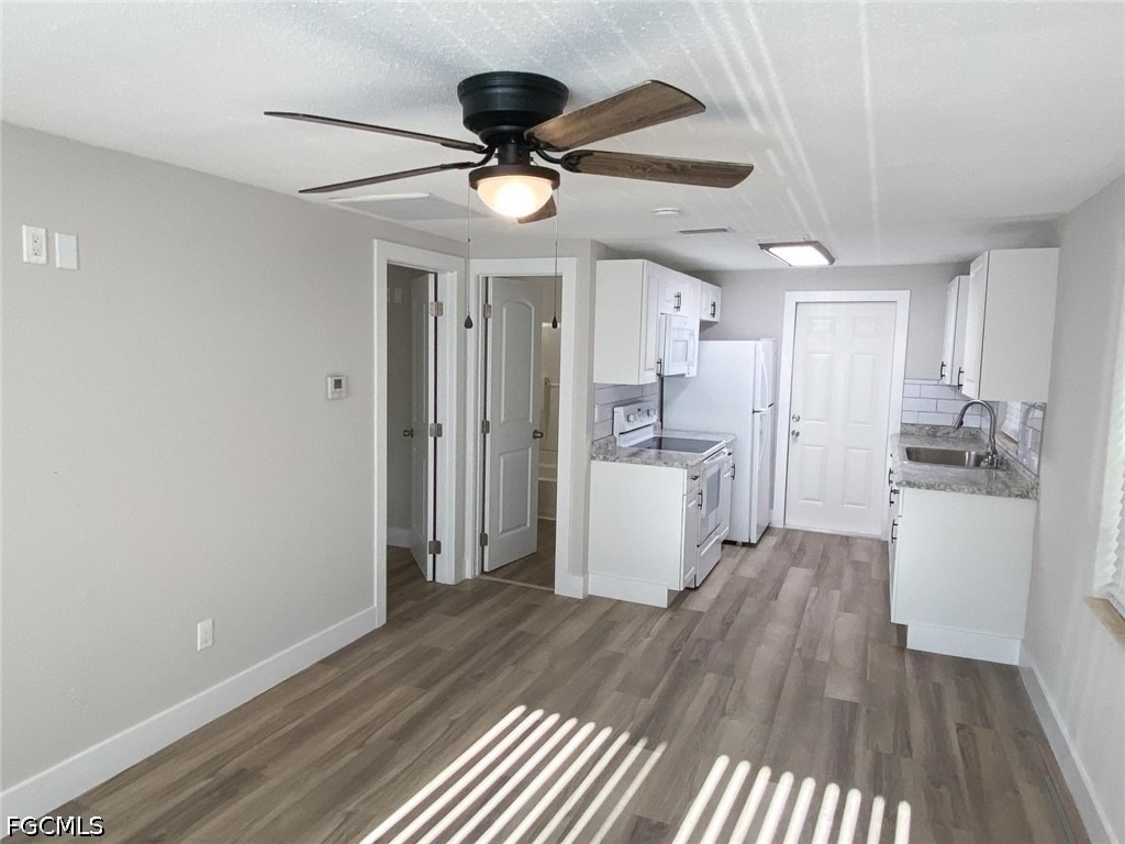 1526 Wood Road - Photo 2