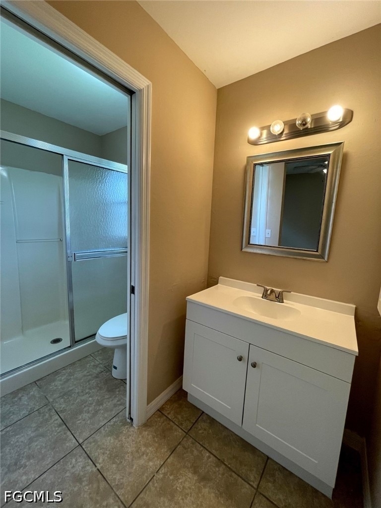 908 Cape Coral Parkway W - Photo 17