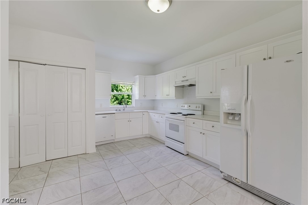5612 Rose Garden Road - Photo 9