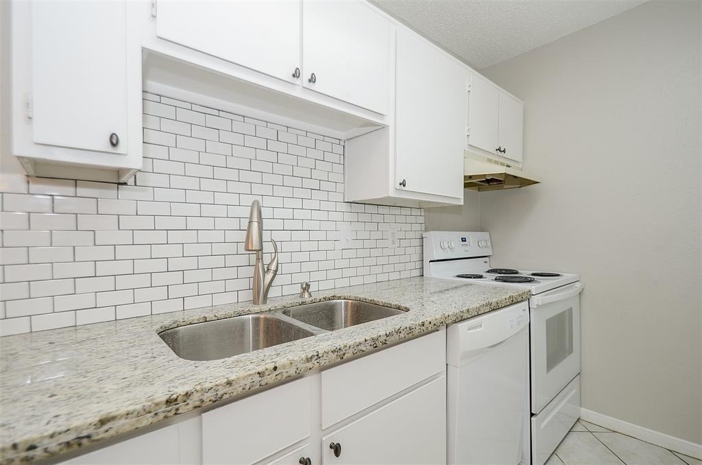 2750 Holly Hall Street - Photo 5
