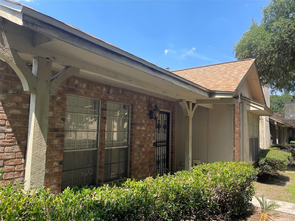 12335 W Village Drive - Photo 2