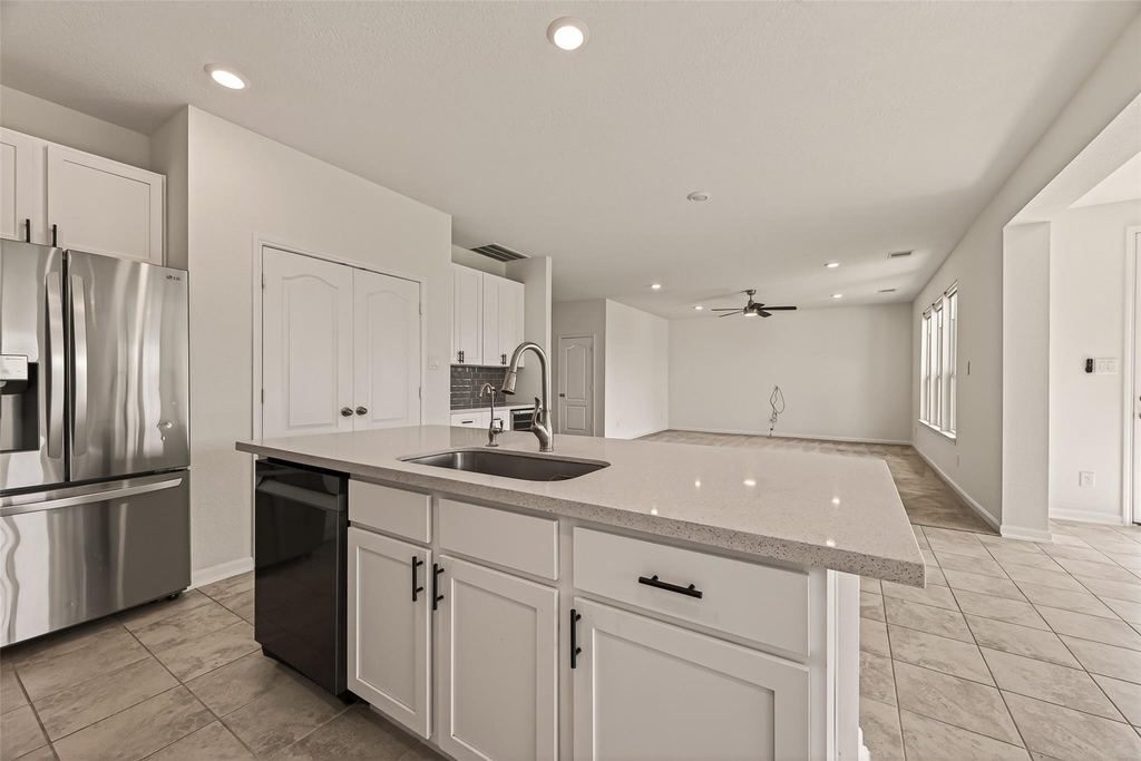 25526 Reign Wayman Court - Photo 12