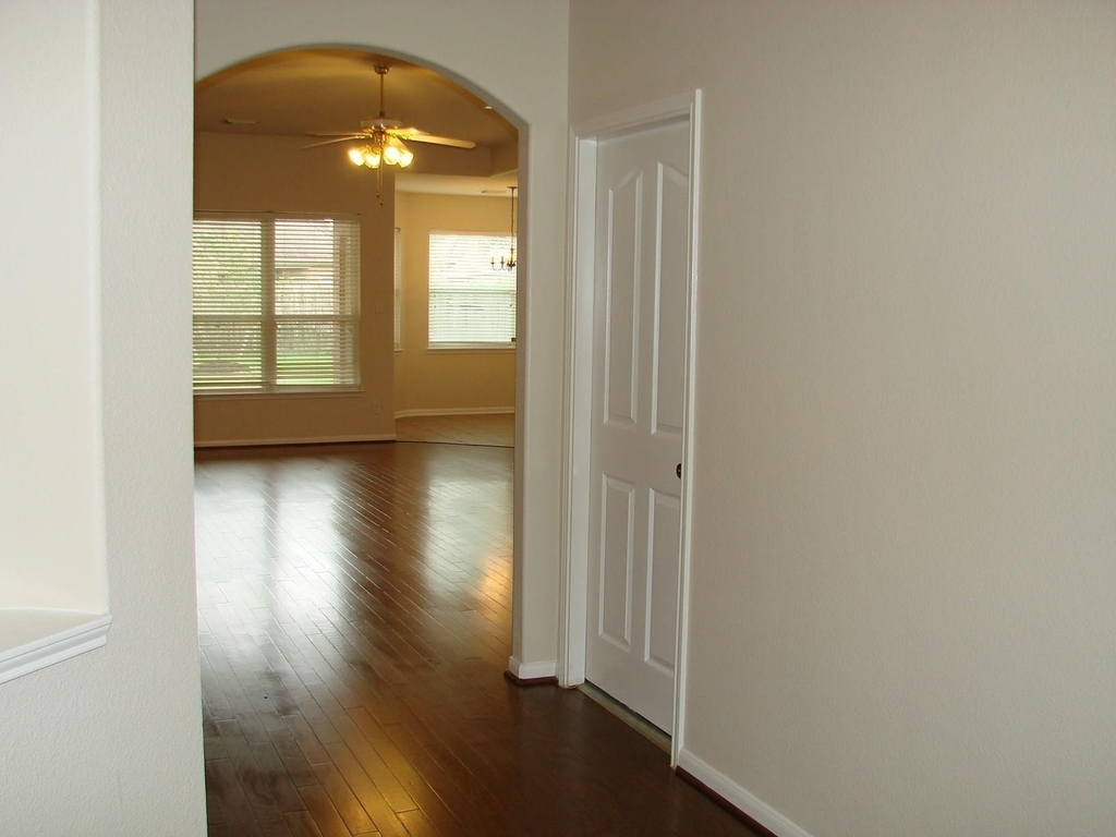 4714 Autumn Orchard Lane - Photo 5