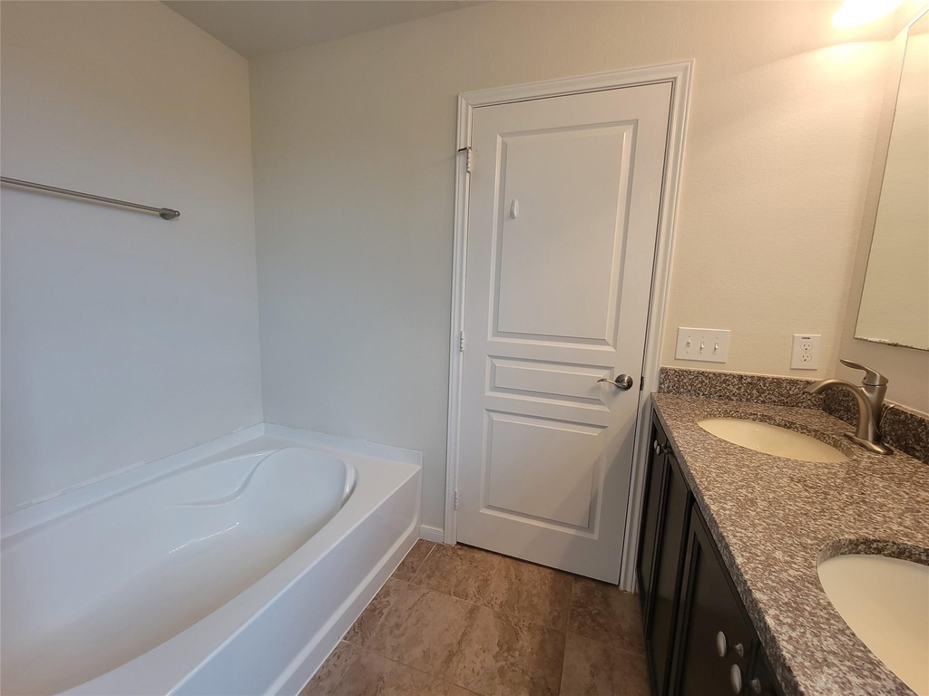 20135 Linden Spruce Lane - Photo 19