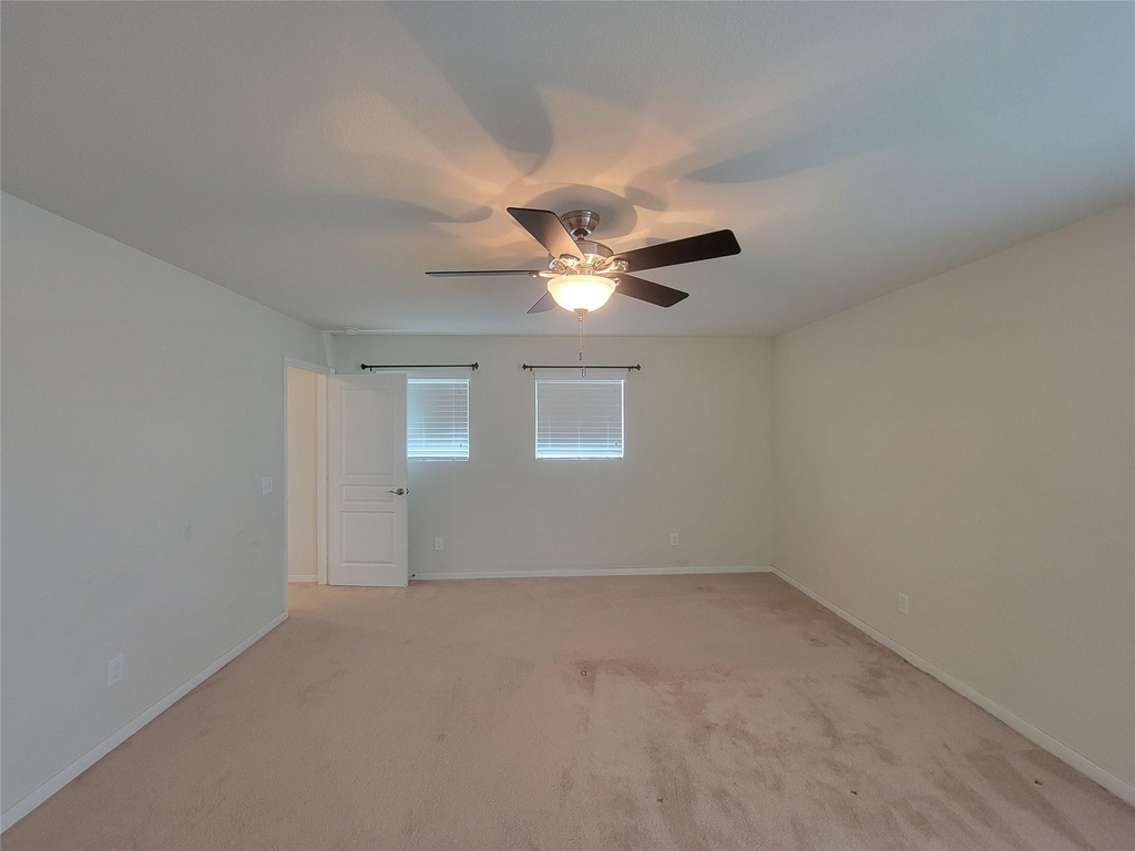 20135 Linden Spruce Lane - Photo 16