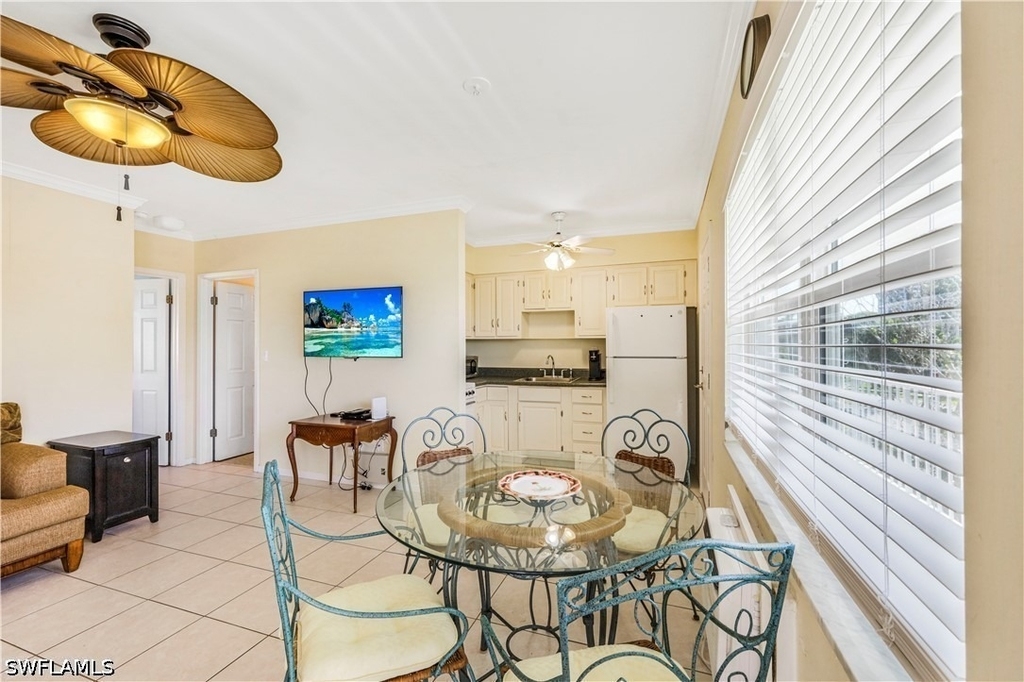 190 N Collier Boulevard - Photo 2