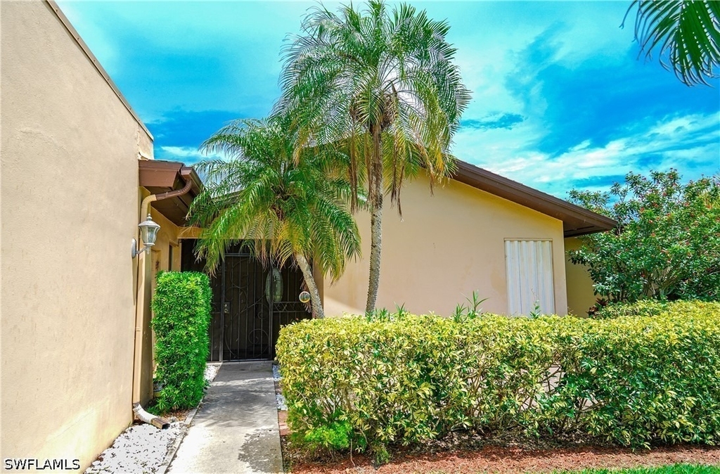 4105 Lakewood Boulevard - Photo 9