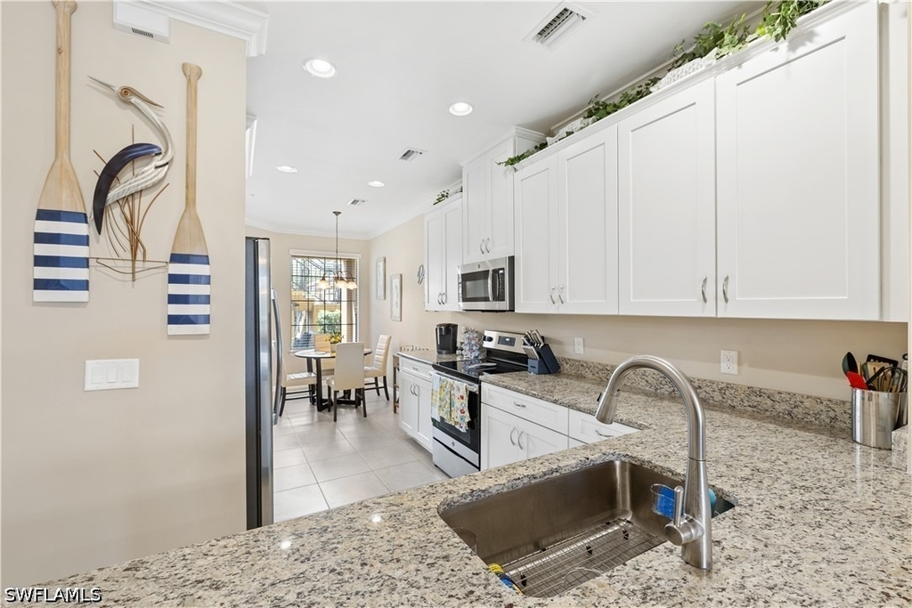 9441 Benvenuto Court - Photo 6
