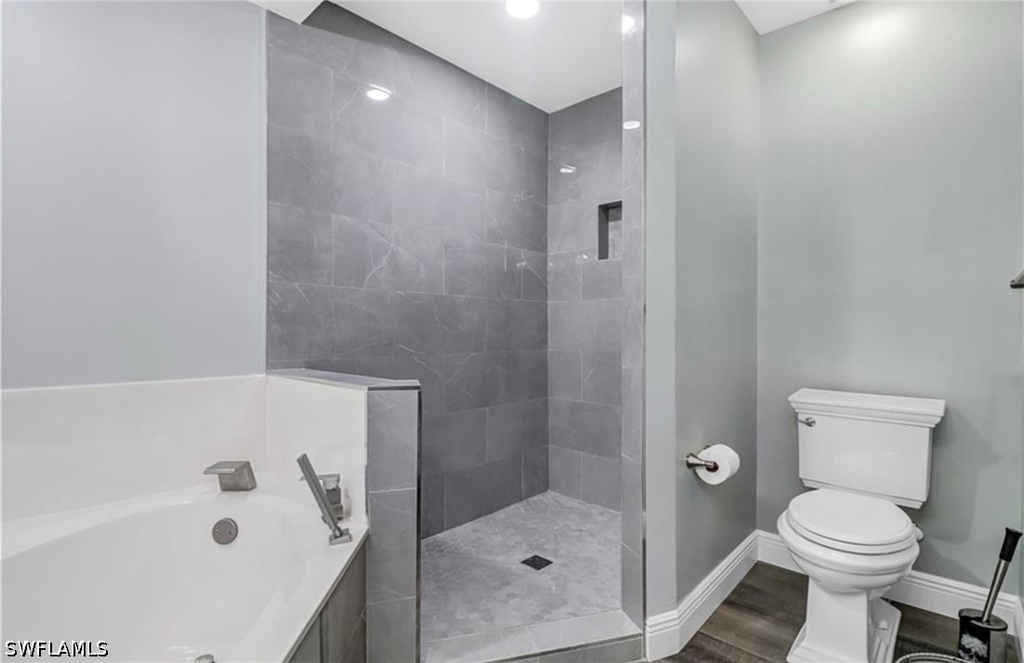 410 Bayfront Place - Photo 16