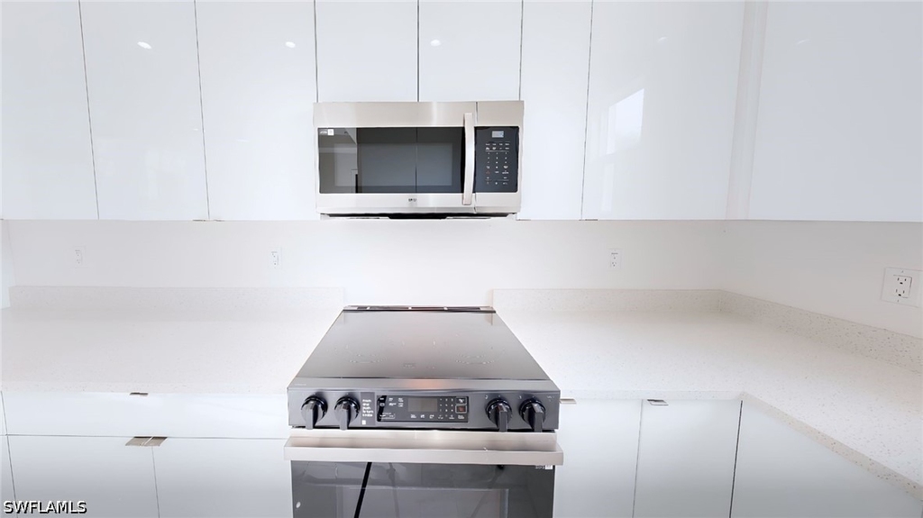 6108 Stratton Road - Photo 11