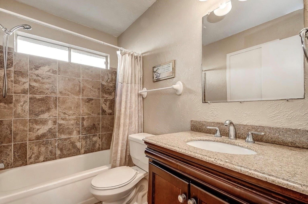 1318 Sand Stone Drive - Photo 6