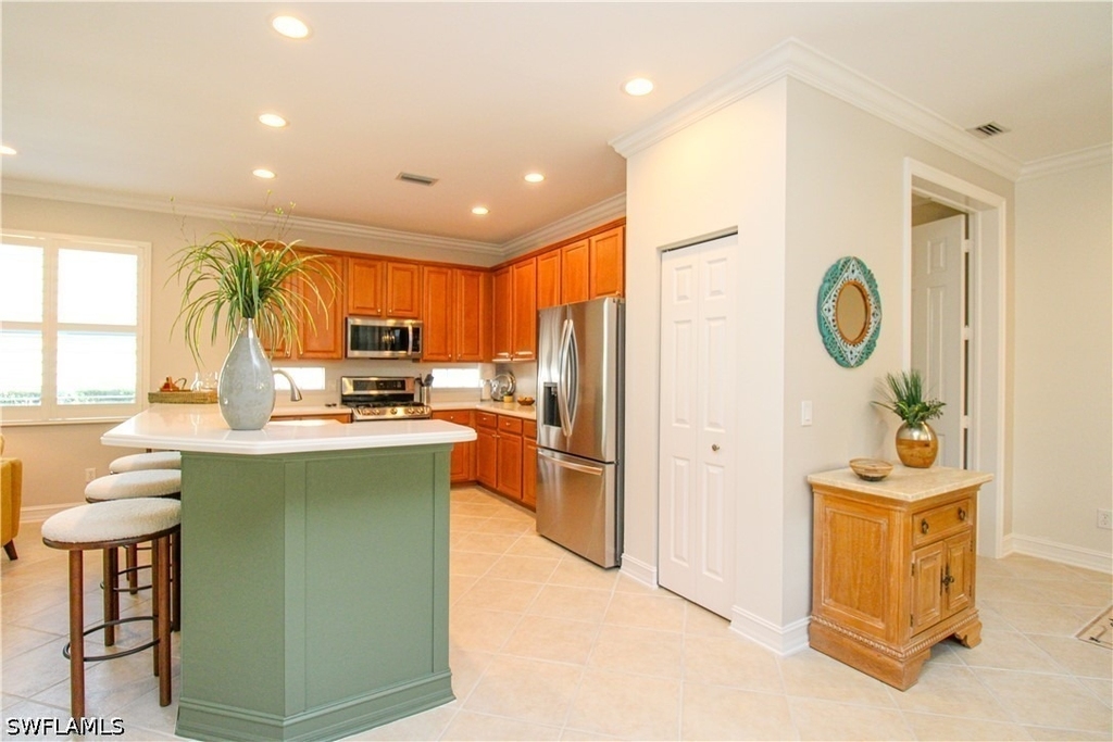 1912 Tarpon Bay Drive N - Photo 4