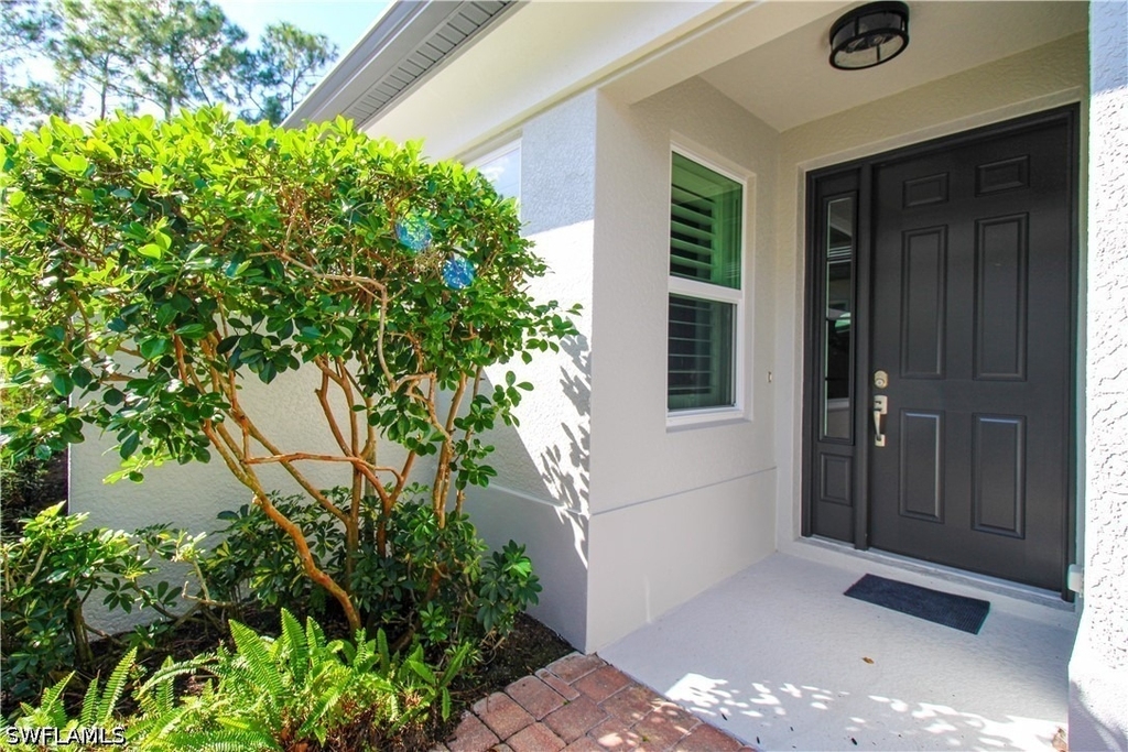 1912 Tarpon Bay Drive N - Photo 28