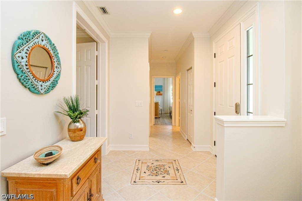 1912 Tarpon Bay Drive N - Photo 2