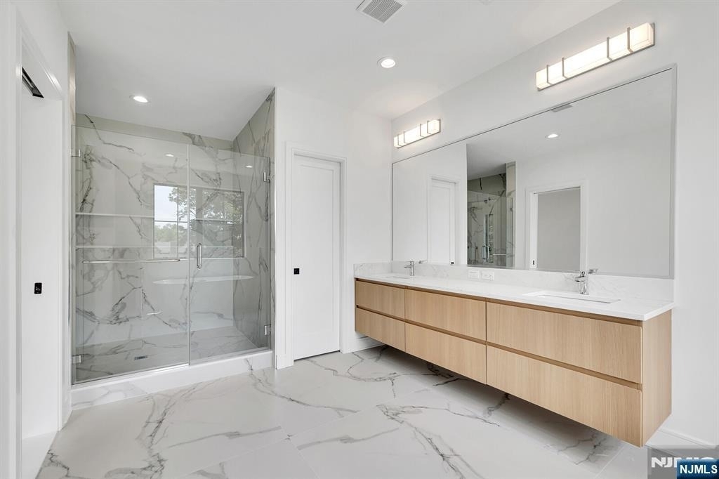 16 Feldman - Photo 8