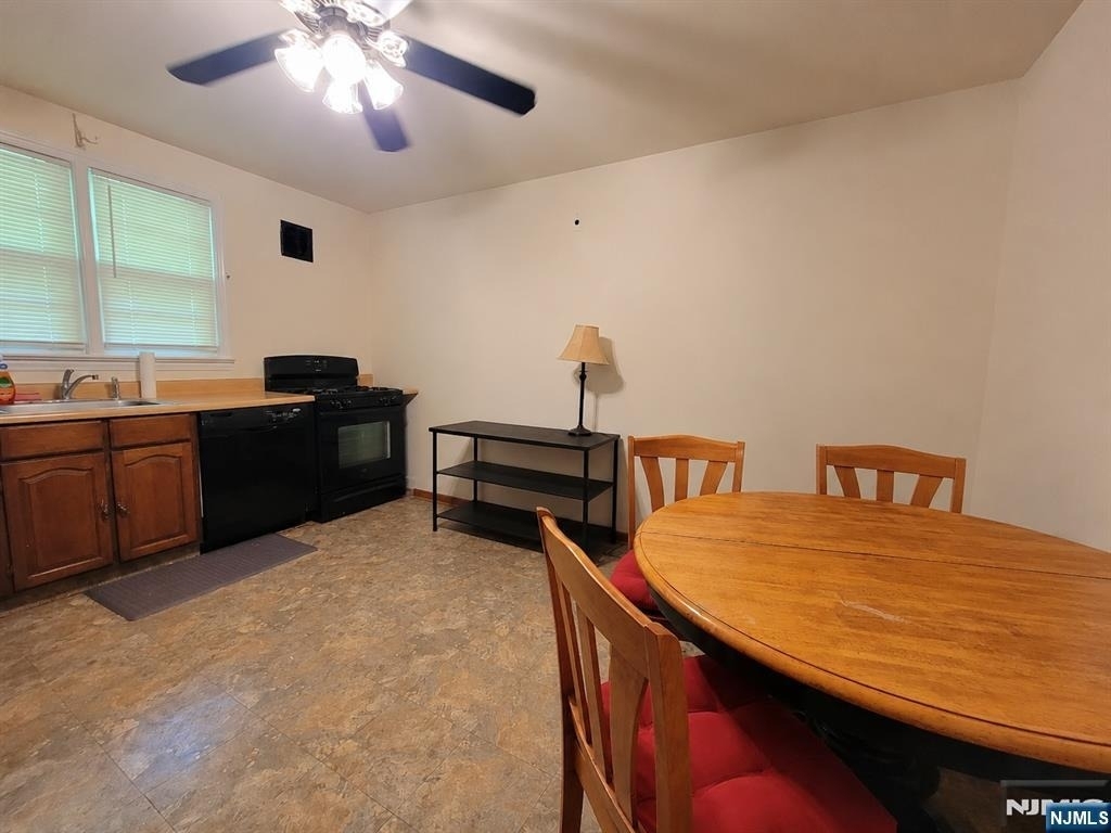 33 N Maple - Photo 14