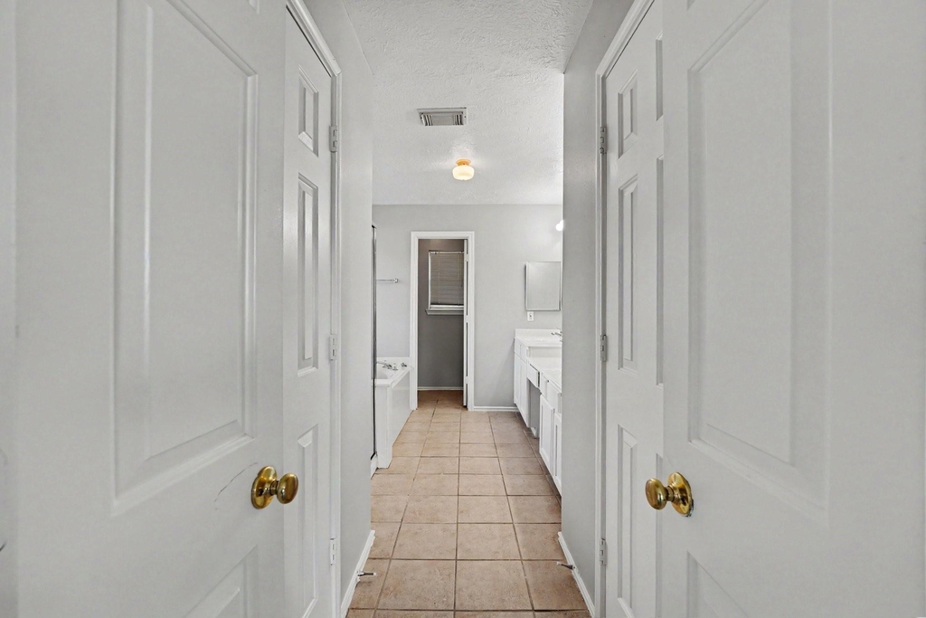 5402 Timbers Quail Drive - Photo 12