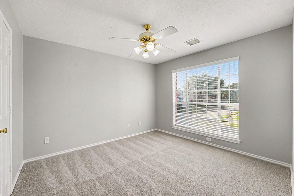 5402 Timbers Quail Drive - Photo 6