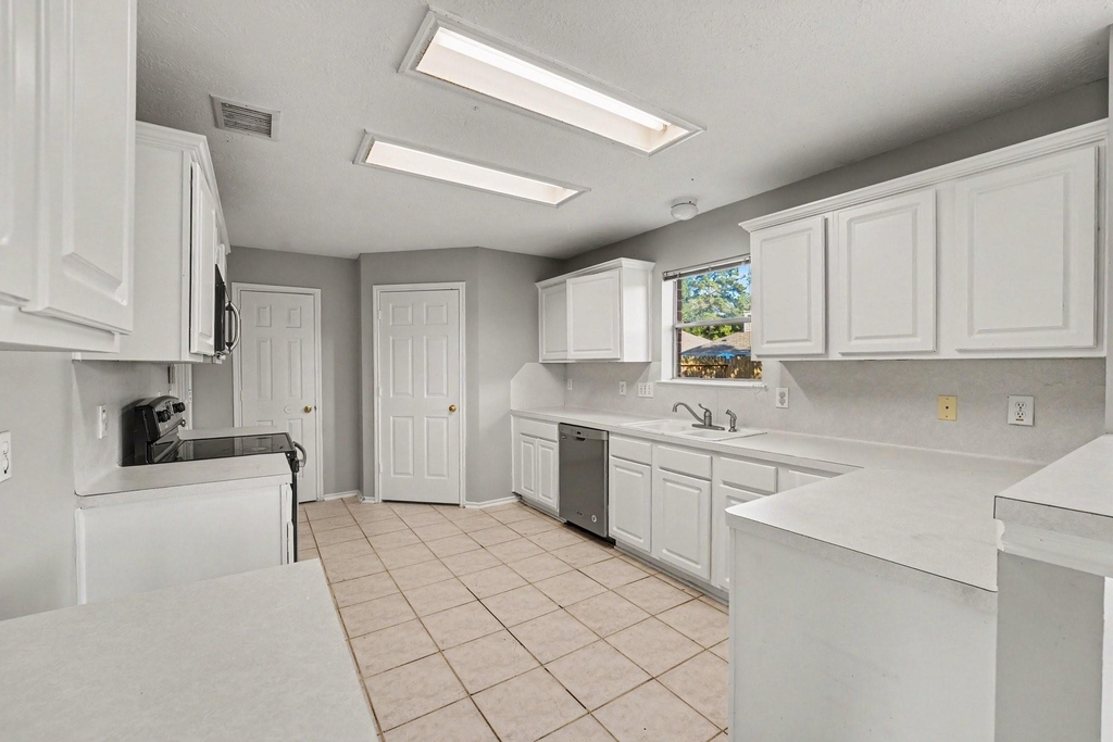 5402 Timbers Quail Drive - Photo 7