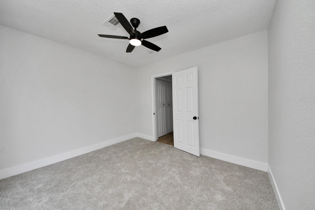 7427 Willow Oak Drive - Photo 16