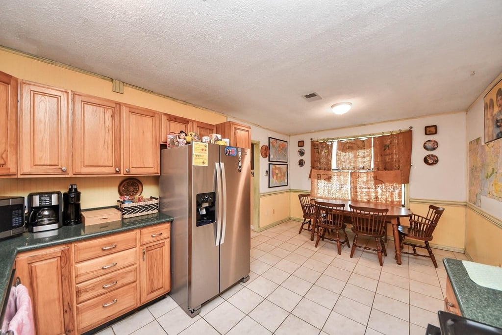 17018 Water Oak Drive - Photo 1