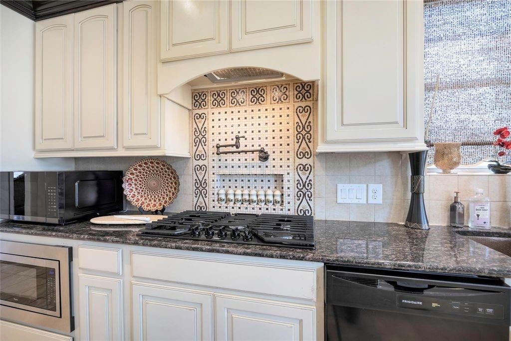 25207 Springwood Lake Drive - Photo 19