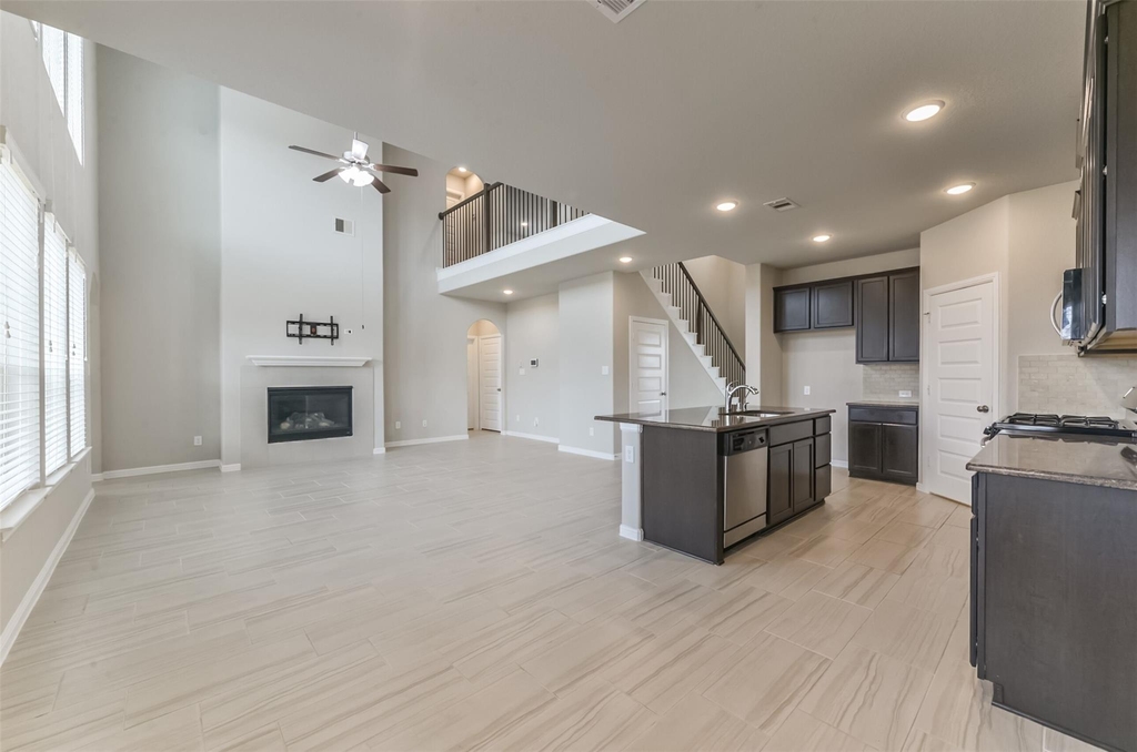 8622 Marble Terrace Court - Photo 9