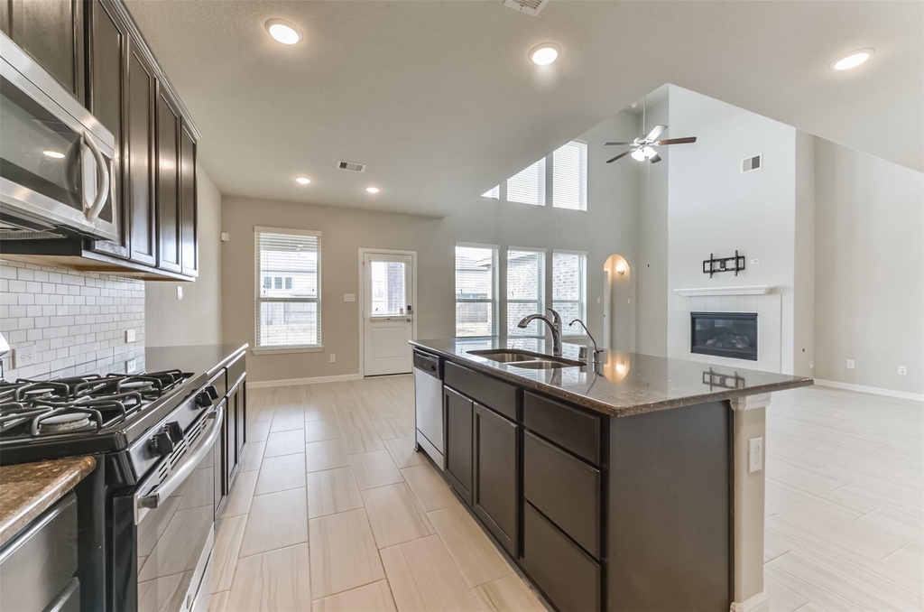 8622 Marble Terrace Court - Photo 6