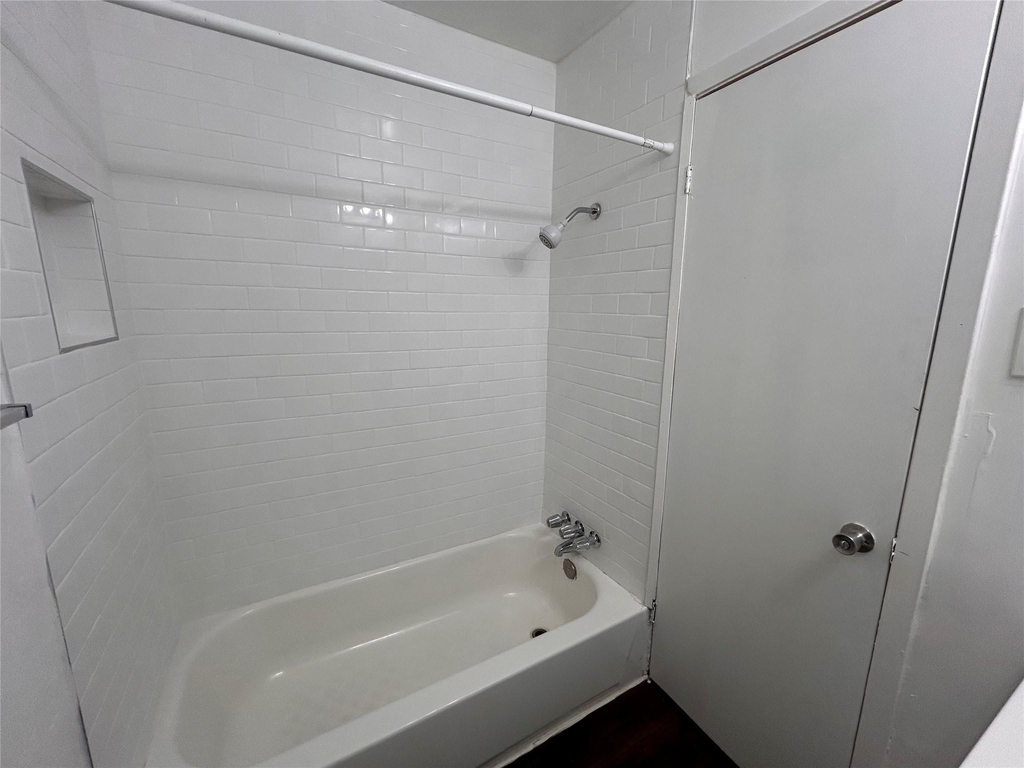 8803 Timberside Drive - Photo 9
