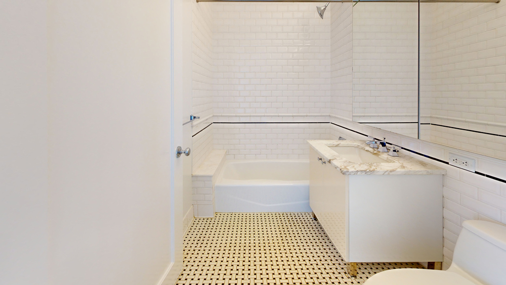 808 Columbus Ave - Photo 4