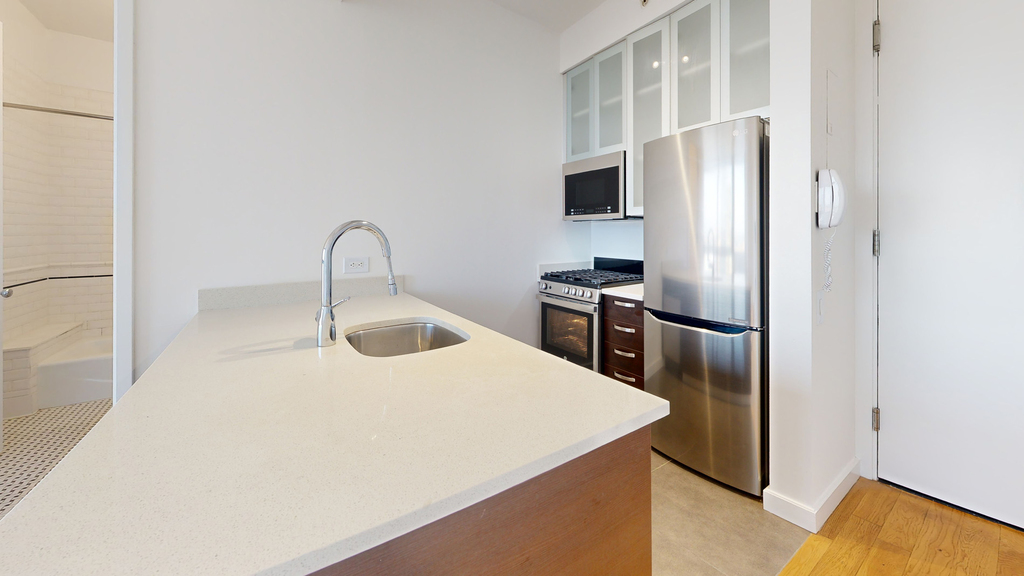 808 Columbus Ave - Photo 1