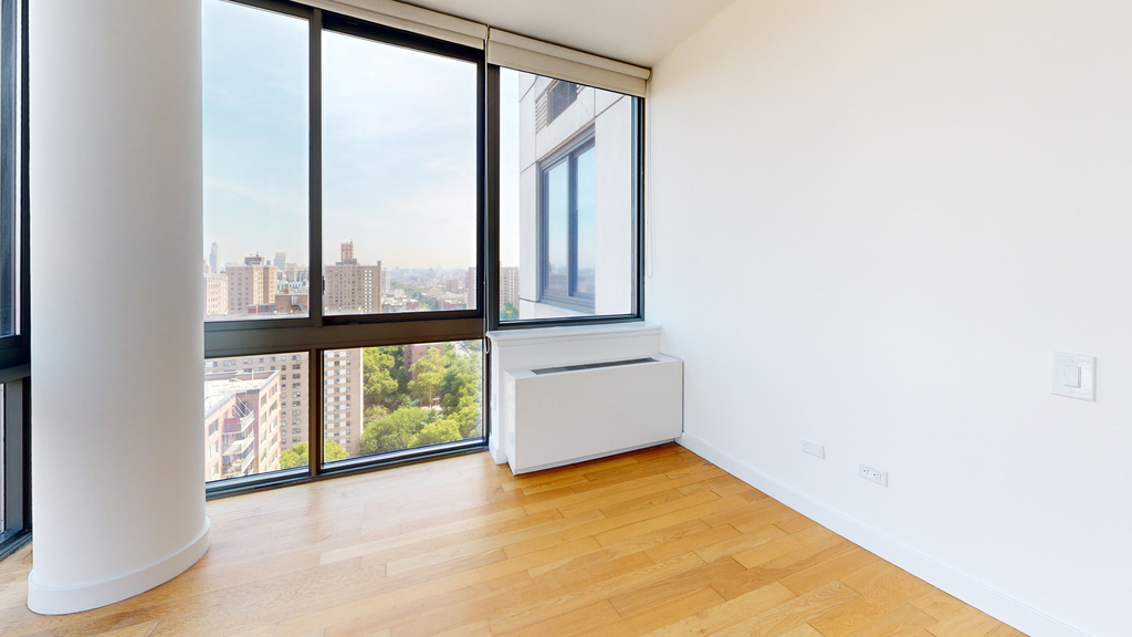 808 Columbus Ave - Photo 2